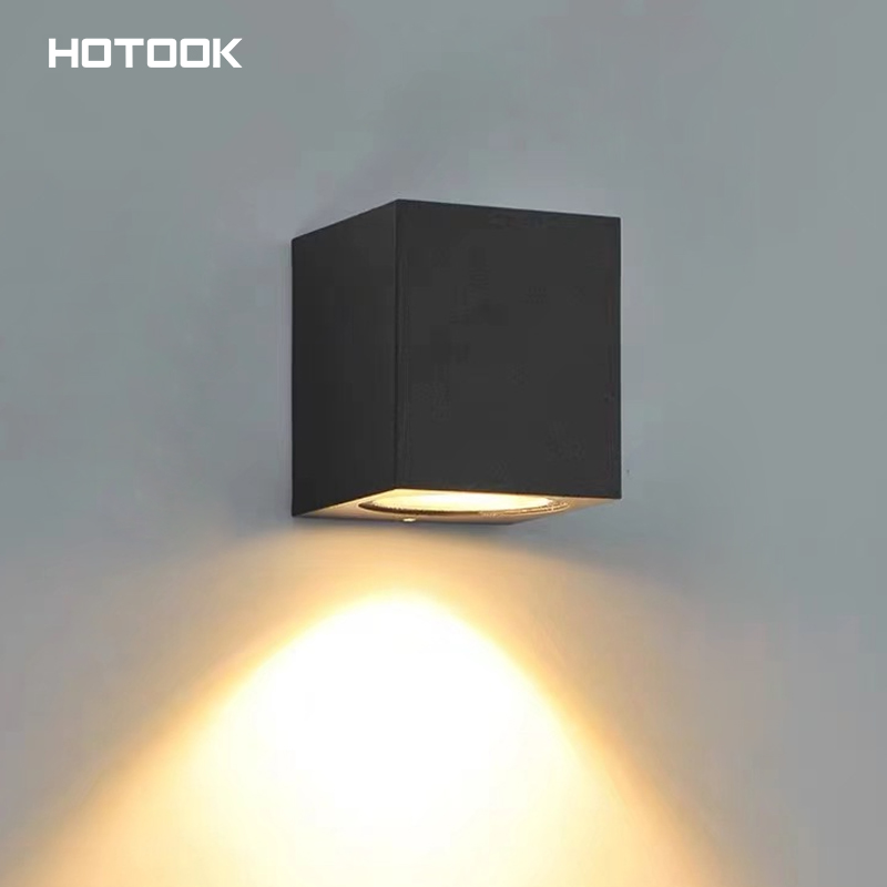Modern Black Wall Light Fixture